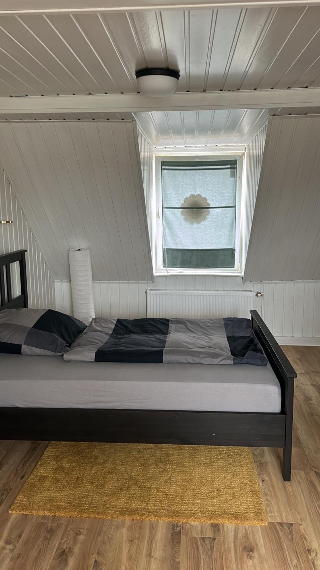 Gemuetliches Privates Apartment Oberhausen  Bagian luar foto